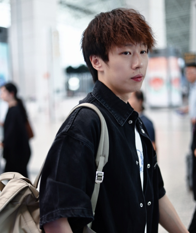 据悉林高远, 冠军赛男单 据悉林高远, 冠军赛男单